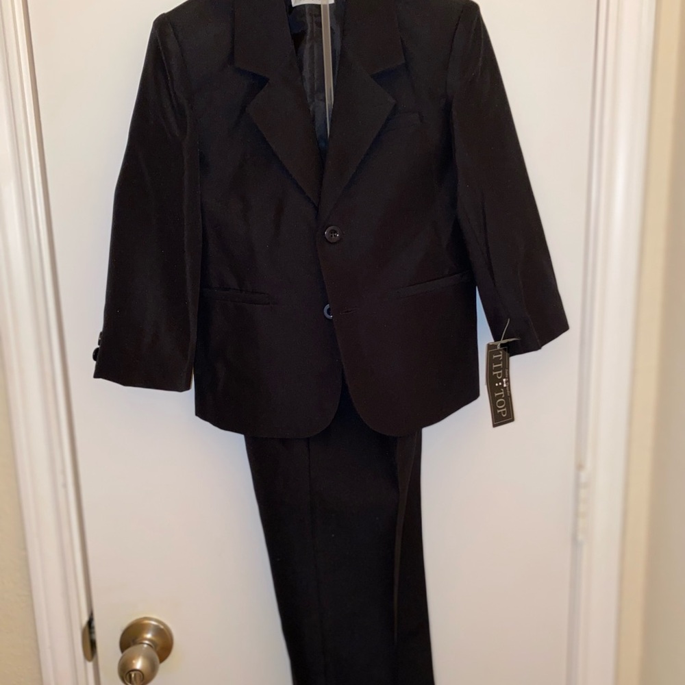 Brand new Boys Suit